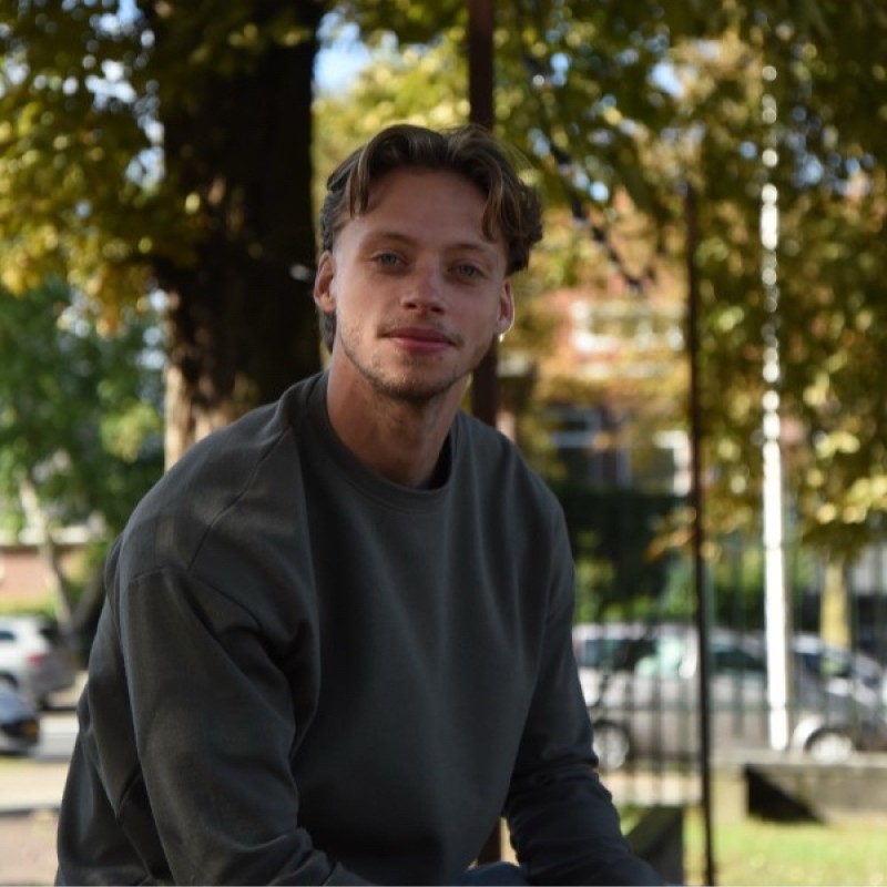 Portret van de andere student